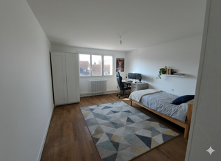  Appartement � louer 4 pi�ces 119 m�