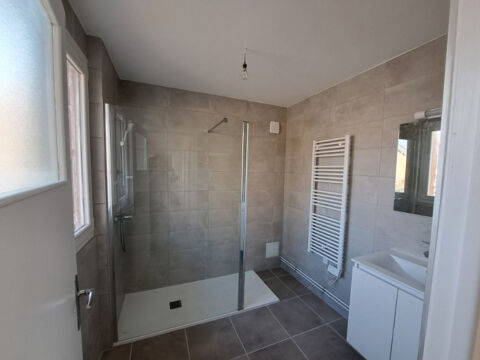  Appartement � louer 4 pi�ces 119 m�