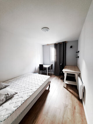  Appartement à louer 1 pièce 19 m²