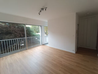  Appartement à louer 1 pièce 24 m²