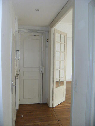  Appartement à louer 2 pièces 48 m²