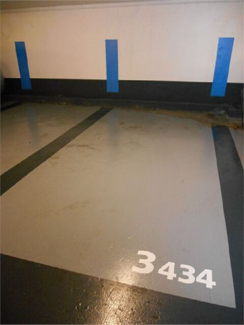  Parking / Garage � louer 