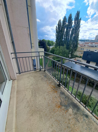  Appartement � louer 3 pi�ces 76 m�