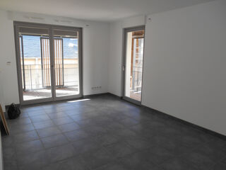  Appartement à louer 3 pièces 59 m²