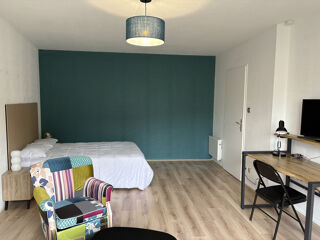  Appartement à louer 1 pièce 32 m²