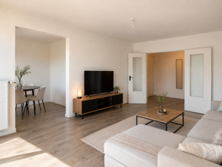 Appartement à louer 5 pièces 90 m²