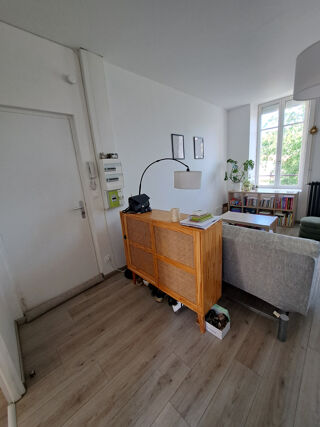 Appartement à louer 3 pièces 54 m²