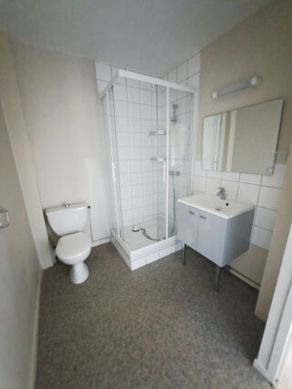  Appartement à louer 2 pièces 48 m²
