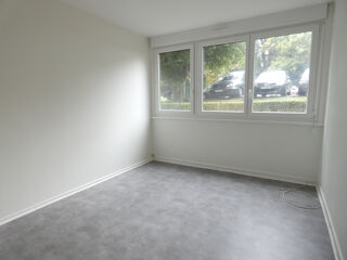  Appartement à louer 1 pièce 25 m²