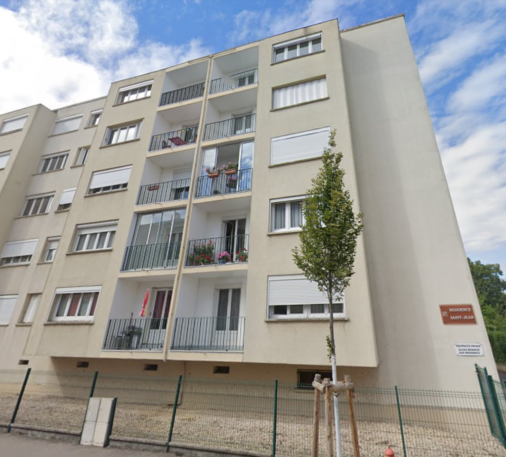 Vente Appartement À vendre   Appartement 4 pièces avec balcons et cave   Saint-Max, quartier Jean XXIII St max