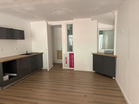 NANCY - RUE DOM CALMET - LOCAL 1065 54000 Nancy