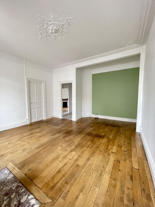  Appartement à louer 3 pièces 66 m²