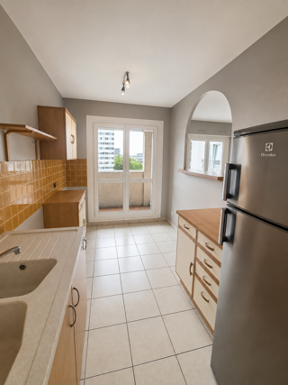  Appartement à louer 2 pièces 49 m²
