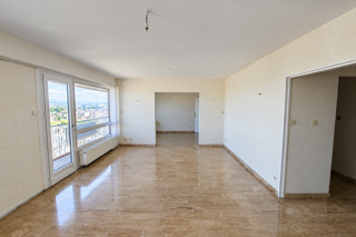  Appartement à louer 5 pièces 128 m²