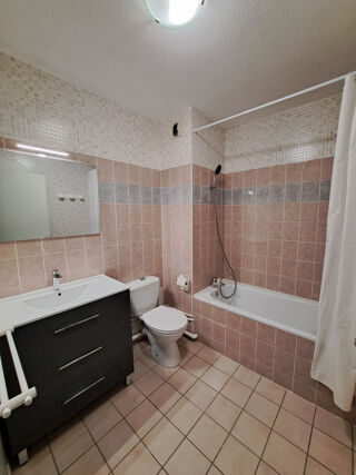 Appartement à louer 1 pièce 33 m²