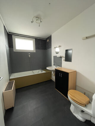  Appartement  louer 1 pice 43 m