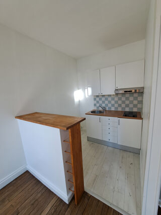  Appartement à louer 2 pièces 37 m²