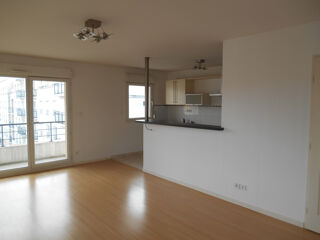  Appartement à louer 3 pièces 67 m²