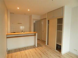  Appartement à louer 2 pièces 37 m²