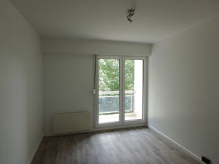  Appartement à louer 3 pièces 66 m²