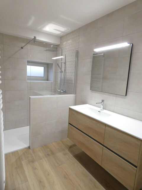  Appartement  louer 3 pices 89 m