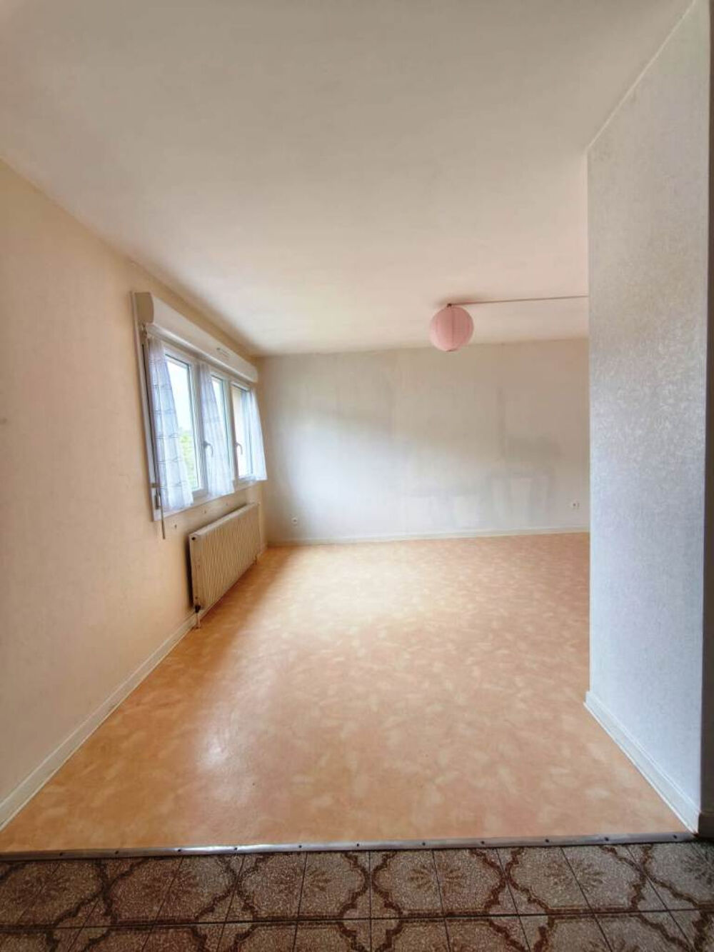 Vente Appartement AXE VELODROME BRABOIS APPARTEMENT T2, 2er ETAGE  32 M2  AVEC CAVE ET PLACE DE PARKING. Vandoeuvre les nancy