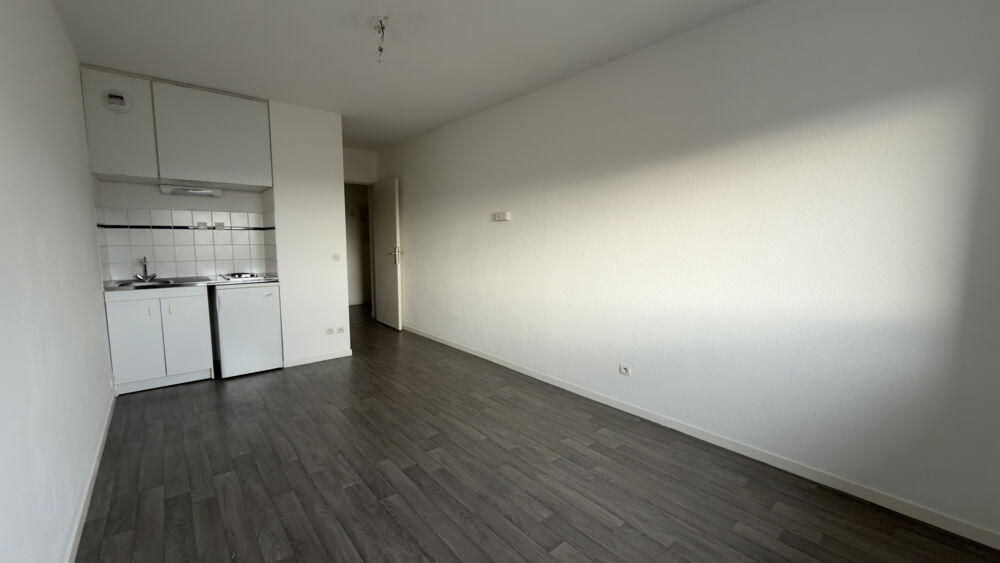 Location Appartement NANCY - CENTRE GARE - STUDIO NON MEUBLE Nancy
