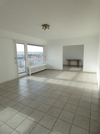  Appartement  louer 5 pices 129 m