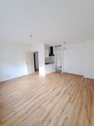  Appartement à louer 2 pièces 40 m²