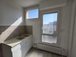  Appartement à louer 2 pièces 53 m²