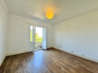  Appartement à louer 2 pièces 47 m²