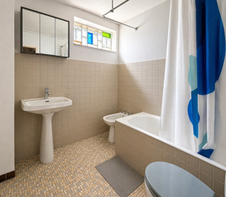  Appartement à louer 1 pièce 40 m²