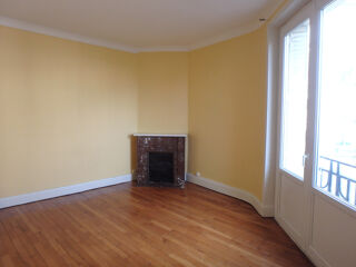 Appartement à louer 3 pièces 60 m²