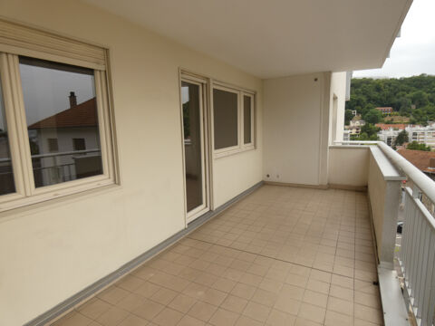  Appartement � louer 5 pi�ces 112 m�