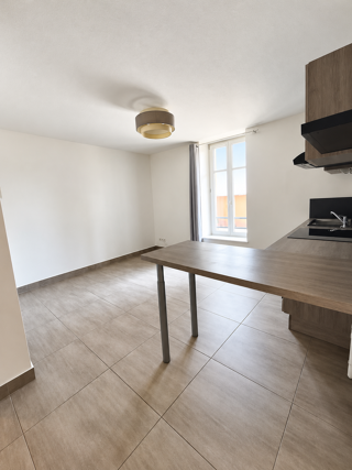 Vente Appartement QUARTIER PEPINIERE, CANAL JOLIE T2 AVEC CAVE 10 MM DE LA PLACE STANISLAS Nancy