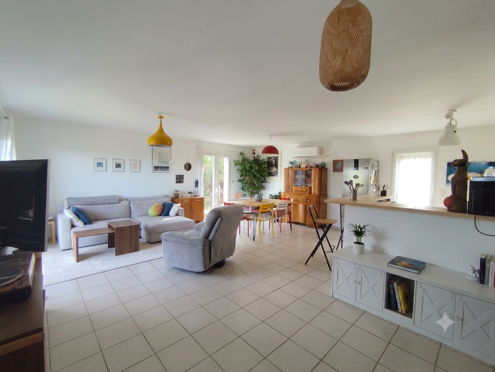 Vente Maison Maison 4 pièces avec garage et terrain de 994 m2 Maclas