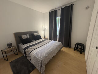 Appartement à louer 3 pièces 81 m²