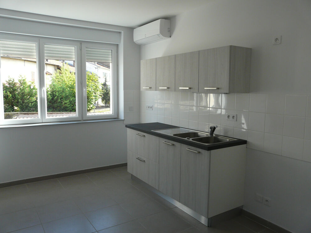 Location Appartement Appartement T3 de 70,75 m2 + véranda - Péage de Roussillon. Le peage de roussillon