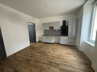  Maison à louer 3 pièces 92 m²