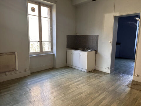   Local commercial 66 m2 avec visibilité plein centre-ville Saint-Rambert-d'Albon 