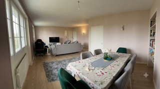  Appartement à louer 3 pièces 85 m²