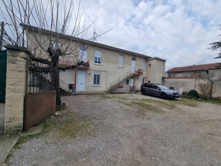 Immeuble  vendre 211 m