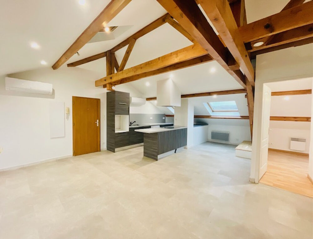 APPARTEMENT ATYPIQUE
