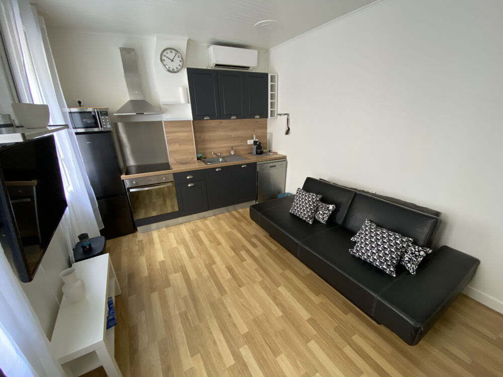 STUDIO MEUBLE RUE TRANSVAAL / PROX PALAIS LONGCHAMP 13004 MARSEILLE.