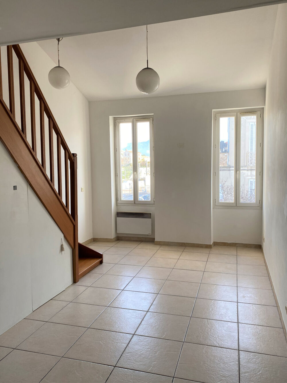 Vente Immeuble IMMEUBLE DE RAPPORT EN R+2 13400 AUBAGNE Aubagne