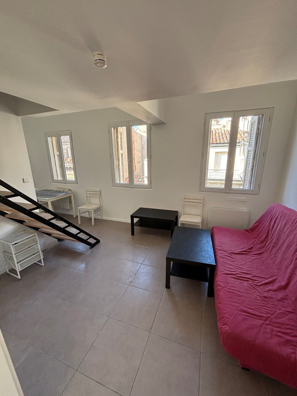 Location Appartement TYPE 3 EN DUPLEX MEUBLÉ RUE FLEGIER / GARE SAINT CHARLES 13001 MARSEILLE Marseille 1