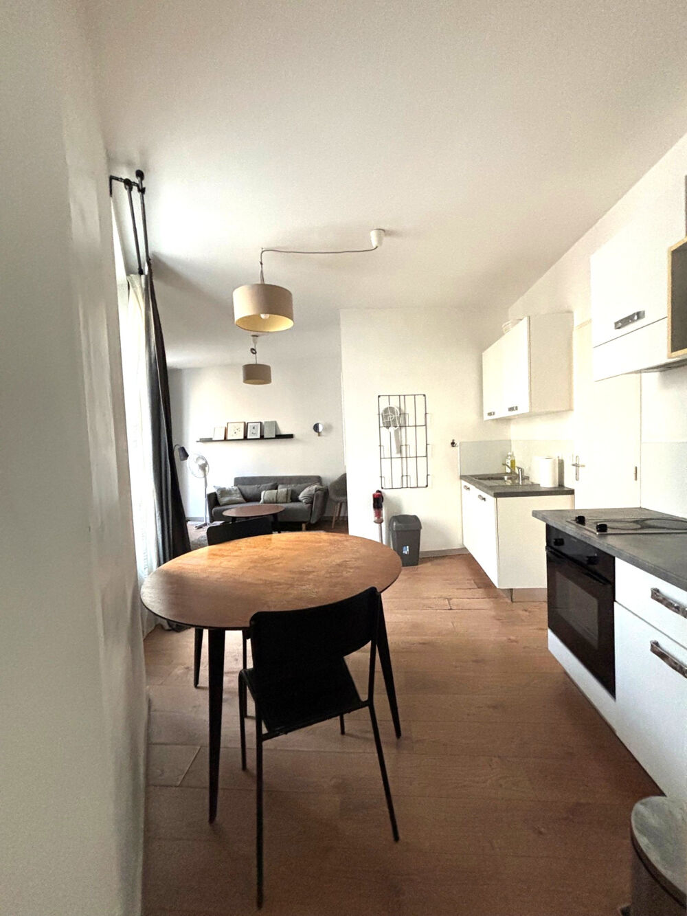 Location Appartement TYPE 2 MEUBLÉ RUE EDOUARD PONS / QUARTIER LODI 13006 MARSEILLE Marseille 6