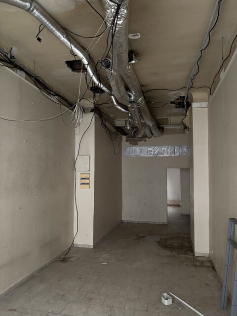   LOCAL COMMERCIAL / RUE THUBANEAU / SECTEURS GARE ST CHARLES - CANEBIERES 13001 MARSEILLE. 