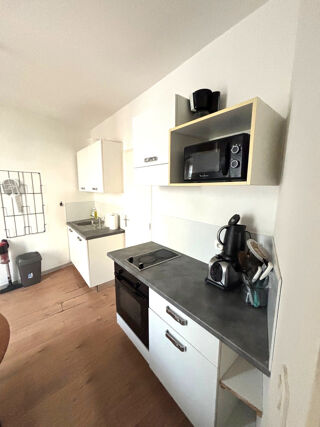 Location Appartement TYPE 2 MEUBLÉ RUE EDOUARD PONS / QUARTIER LODI 13006 MARSEILLE Marseille 6
