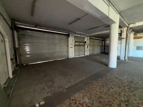   LOCAL COMMERCIAL DE PLAIN-PIED RUE LOUBON SECTEUR BELLE DE MAI 13003 MARSEILLE 